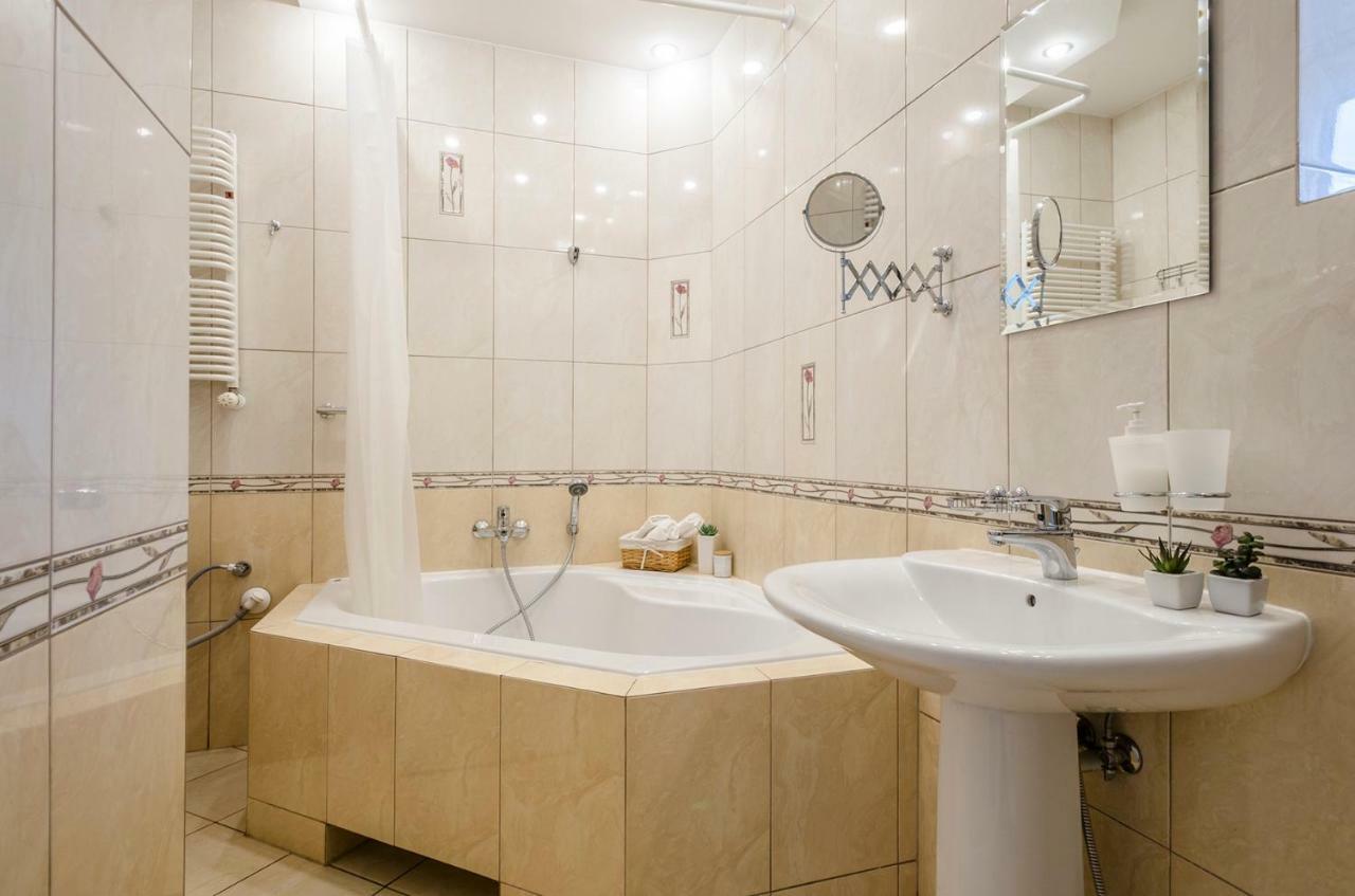 Ohmyhome - Kosciuszki Lodź Bagian luar foto